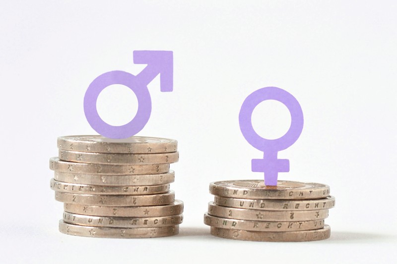 Gender pay wage gap between men and women